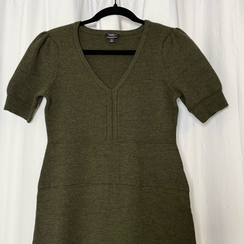 Talbots Olive Green Ribbed Knit Dress Wool Blend V Neck Short Sleeve Small - Picture 5 of 14